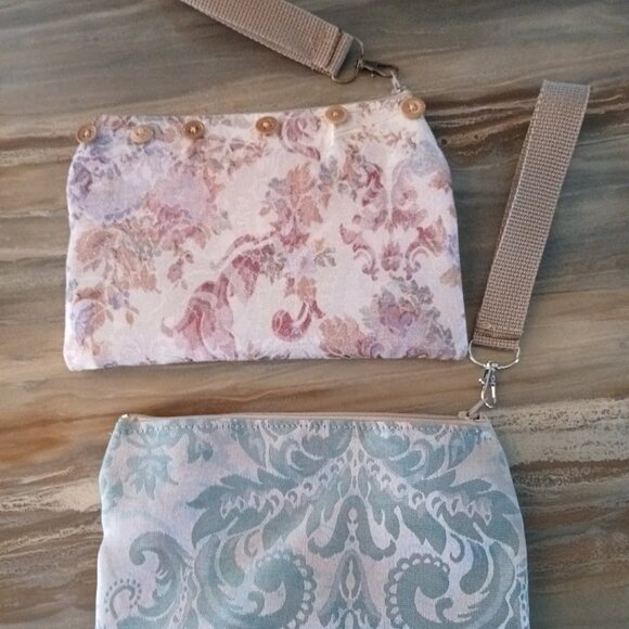 New Zippy Hanging Satin Wristlet Clutch Pouch Make-up Bags Button detail Florals - Picture 2 of 16